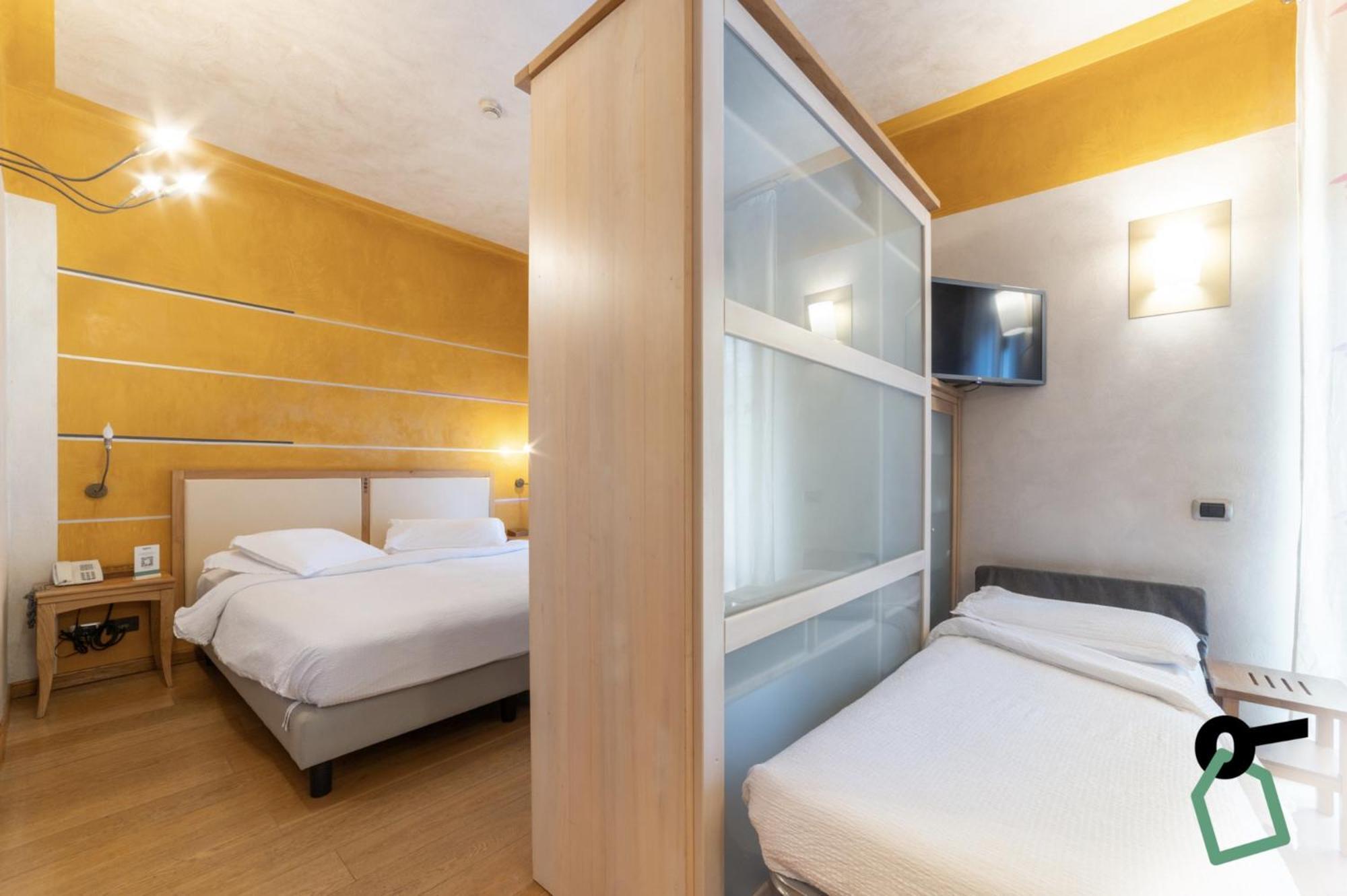 Hotiday Discovery - Residence Verona Exterior foto